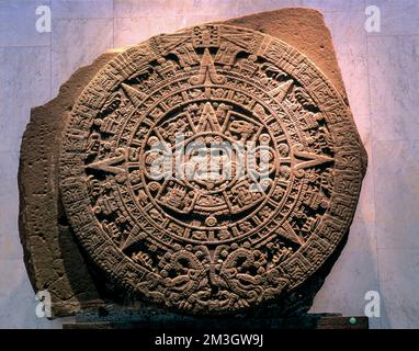 Museo Nazionale di Antropologia di Città del Messico, pietra del Sole o 'calendario azteco' Foto Stock