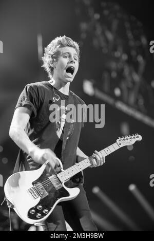 IHeart radio Jingle Ball - 5 secondi d'estate in concerto Foto Stock