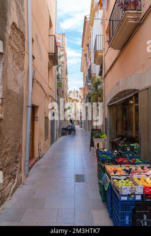 Cambrils Spagna storico centro storico caffè negozi e imprese e Costa Dorada Tarragona Provincia Foto Stock