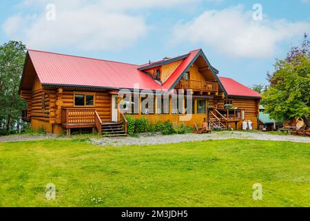 Vista esterna; The Inn on the Lake; bed & breakfast Lodge; Marsh Lake; Near Whitehorse; Yukon Territory; Canada Foto Stock