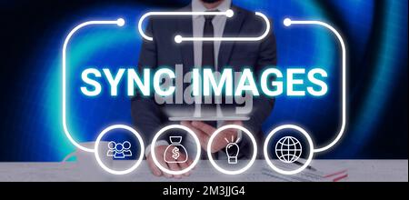 Didascalia di testo Presentazione Sincronizza immagini, Foto concettuale rendere le foto identiche in tutti i dispositivi accessibili ovunque Foto Stock