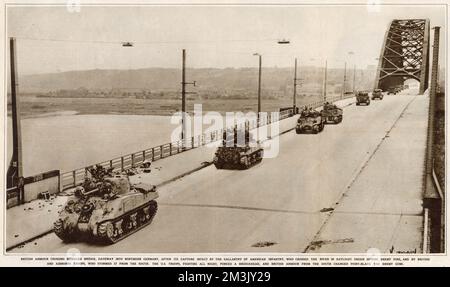 Carri armati britannici sul ponte di Nijmegen; seconda guerra mondiale, 1944 Foto Stock