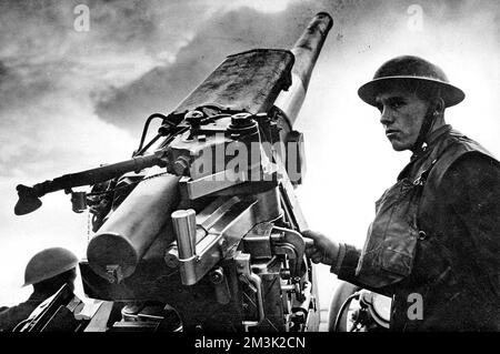 Cannone antiaereo britannico da 3,7 pollici; seconda guerra mondiale, 1940 Foto Stock