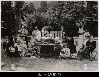 Gruppo della famiglia reale a Osborne House Foto Stock