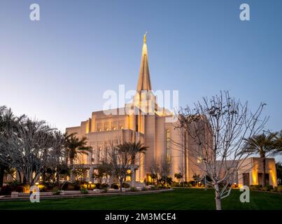 Gilbert LDS tempio al tramonto Foto Stock