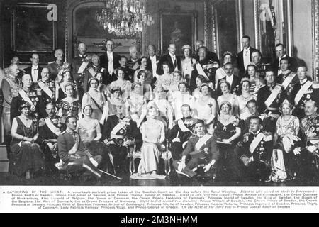 Un gruppo di ritratti notevole preso alla corte svedese il giorno prima del matrimonio reale tra la principessa Ingrid di Svezia e il principe Federico di Danimarca nel maggio 1935. Data: 1935 Foto Stock