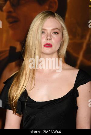 Los Angeles, California, Stati Uniti. 15th Dec, 2022. Elle Fanning partecipa al Global Premiere Screening of 'Babylon' all'Academy Museum of Motion Pictures il 15 dicembre 2022 a Los Angeles, California. Credit: Jeffrey Mayer/JTM Photos/Media Punch/Alamy Live News Foto Stock