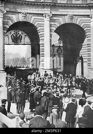 Prova della processione dell'incoronazione Foto Stock