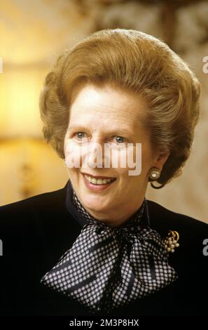 Baronessa Margaret Thatcher (1925-2013), politico e primo ministro britannico (1979-1990) e un membro del partito conservatore che ha guadagnato il soprannome di 'signora di ferro', nella foto durante il suo mandato come primo ministro Data: Circa 1980s Foto Stock