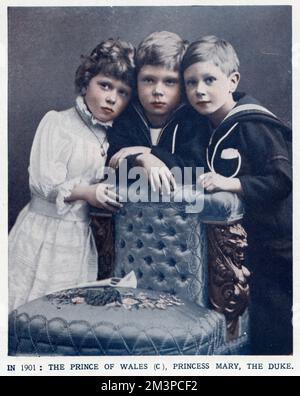 Foto che mostra (da sinistra): Principessa Maria, Principessa reale e contessa di Harewood figlia unica, (1897 - 1965), Principe Edoardo di Galles (futuro Edoardo VIII) e Duca di Windsor, (1894 - 1972), Principe Alberto di York noto come 'Bertie', (futuro Giorgio VI), (1895 - 1952). Data: 1901 Foto Stock