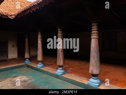 Chettiar Mansion Courtyard, Tamil Nadu, Pallathur, India Foto Stock