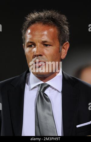 File foto datata 11-09-2012 di Sinisa Mihajlovic, che ha aiutato la Red Star Belgrado a vincere la Coppa europea nel 1991 e ha continuato a gestire i club di Serie A tra cui AC Milano e Bologna, è morto a 53 anni, l'Associazione calcistica della Serbia ha confermato. Data di emissione: Venerdì 16 dicembre 2022. Foto Stock