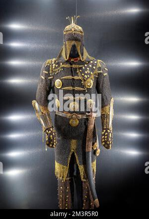 Vestito di Armour Ceremoniale del Sultano Ottomano Mustafa III nel Palazzo Topkapi, Istanbul, Turchia. Foto Stock