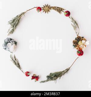 Corona di Natale da rami Foto Stock