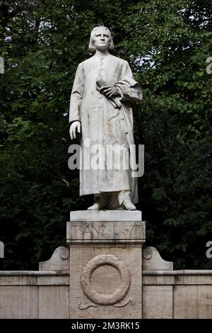 Monumento a Franz Liszt nel Parco sull'ILM, Weimar, Turingia, Germania Foto Stock