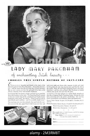 Uno in una serie di annunci di Pond's Cold Cream durante gli anni '1930s con una signora società, in questo caso, Lady Mary Pakenham. Lady Mary Katherine Clive (Pakenham, 23 agosto 1907 19 marzo x9960 2010) è stata una scrittrice e storica britannica, conosciuta per le sue memorie della sua famiglia e per il suo tempo di debutante. Data: 1936 Foto Stock