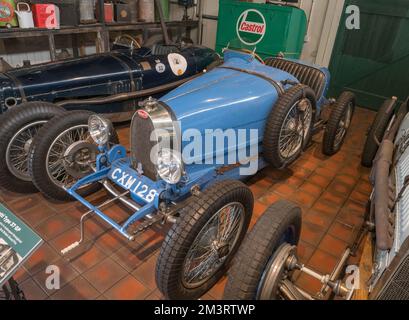 Un GP di tipo 37 Bugatti del 1926 al Grand Prix Exhibition, Brooklands Museum, Surrey, Regno Unito. Foto Stock