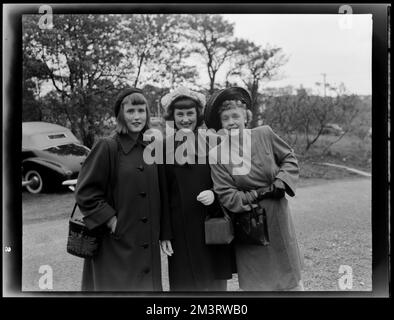 Matrimonio di Sally Roger - scatti candidi, matrimoni, assistenti di matrimonio. Samuel Chamberlain Fotografia negatives Collection Foto Stock