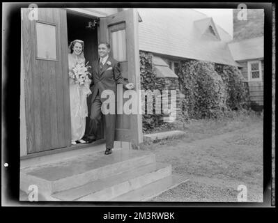 Matrimonio di Sally Roger - scatti candidi, matrimoni, spose, spose. Samuel Chamberlain Fotografia negatives Collection Foto Stock