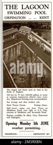 Pubblicità per la Laguna di Orpington, Kent, una piscina all'aperto che misura 200 piedi per 75 piedi e ha aperto nel 1933. Aperto da Eugene o'Sullivan e Don Stewart, il Lagoon è stato in grado di ospitare circa 1500 persone e ha offerto lettini prendisole, e una caffetteria con rinfresco e con piani per costruire una sala da ballo e diversi campi da tennis. Con lo scoppio della guerra nel 1939, la piscina fu chiusa e non riaperta. Data: 1933 Foto Stock
