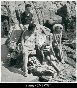 Oswald Mosley e la famiglia sulla Riviera 1931 Foto Stock