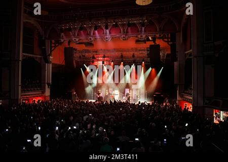 The Lightning Seeds sul palco all'Olympia Liverpool Novembre 2022 Foto Stock