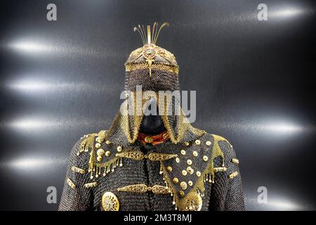 Vestito di Armour Ceremoniale del Sultano Ottomano Mustafa III nel Palazzo Topkapi, Istanbul, Turchia. Foto Stock