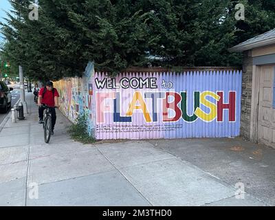 Benvenuto al cartello Flatbush a Brooklyn NYC Foto Stock