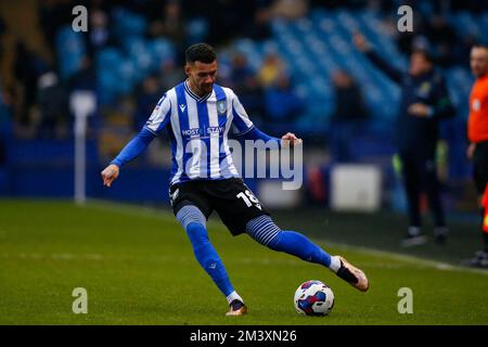 Sheffield, Regno Unito. 17th Dec, 2022. Marvin Johnson #18 di Sheffield Mercoledì durante la partita Sky Bet League 1 Sheffield Mercoledì vs Oxford United a Hillsborough, Sheffield, Regno Unito, 17th dicembre 2022 (Photo by ben Early/News Images) a Sheffield, Regno Unito il 12/17/2022. (Foto di ben Early/News Images/Sipa USA) Credit: Sipa USA/Alamy Live News Foto Stock