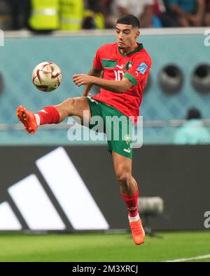 Doha, Qatar. 17th Dec, 2022. Anass Zaroury del Marocco durante la partita della Coppa del mondo FIFA Qatar 2022, Play-off Fort terzo posto, tra il Giappone e la Spagna ha giocato al Khalifa International Stadium il 17 dicembre 2022 a Doha, Qatar. (Foto di Bagu Blanco/PRESSIN) Credit: PRESSINPHOTO AGENZIA SPORTIVA/Alamy Live News Foto Stock