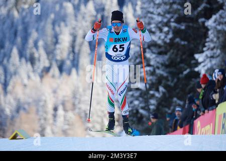 Davos, Schweiz, 17. Dicembre 2022. Daniel Peshkov beim Sprint Rennen am FIS Langlauf Weltcup Davos Nordic 2022 a Davos. Foto Stock