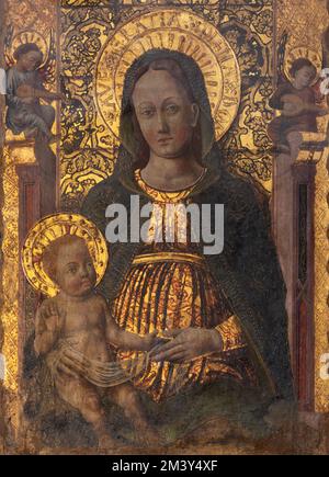 VARENNA, ITALIA - 20 LUGLIO 2022: Il dipinto della Madonna nella chiesa di San Giorgio (1566). Foto Stock