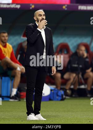 AR-Rayyan, Qatar. 17th Dec, 2022. AR-RAYYAN - allenatore del Marocco Walid Regragui durante la Coppa del mondo FIFA Qatar 2022 Play-off partita del terzo posto tra Croazia e Marocco allo stadio internazionale Khalifa il 17 dicembre 2022 ad Ar-Rayyan, Qatar. AP | Dutch Height | MAURICE OF STONE Credit: ANP/Alamy Live News Foto Stock