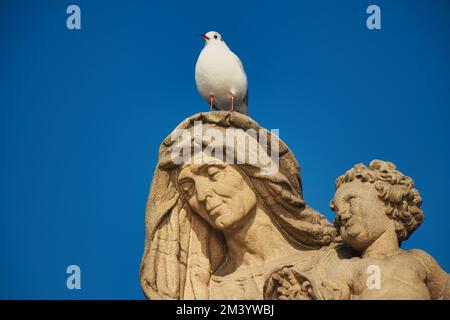 Statua di San Anna sul ponte Carlo, Praga. Repubblica Ceca. Foto Stock