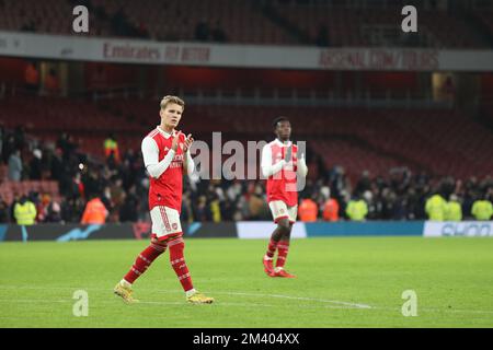 Londra, Regno Unito. 17th Dec, 2022. Martin Odegaard dell'Arsenale dopo la partita amichevole del Club tra Arsenal e Juventus all'Emirates Stadium, Londra, Inghilterra il 17 dicembre 2022. Foto di Joshua Smith. Solo per uso editoriale, licenza richiesta per uso commerciale. Non è utilizzabile nelle scommesse, nei giochi o nelle pubblicazioni di un singolo club/campionato/giocatore. Credit: UK Sports Pics Ltd/Alamy Live News Foto Stock