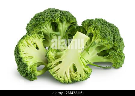 broccoli freschi isolati su fondo bianco primo piano con profondità di campo completa. Foto Stock