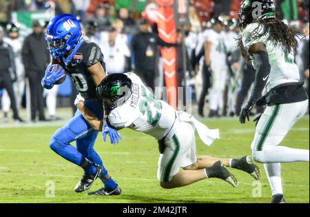 Frisco, Texas, Stati Uniti. 17th Dec, 2022. Il ricevitore ampio di Boise state Broncos ERIC McAlister (80) lavora per scuotere un attacco. (Credit Image: © Gregory Dodds/ZUMA Press Wire) Foto Stock