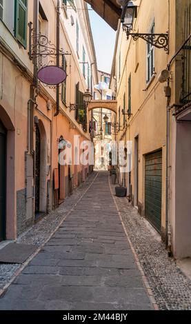 Impressioni di Imperia, città costiera in Liguria Foto Stock