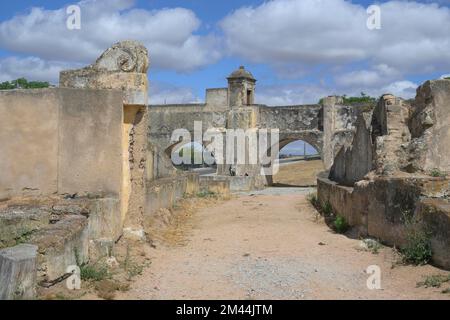 Acquedotto di Amoreira del 16th° secolo, Elvas, Alentejo, Portogallo Foto Stock