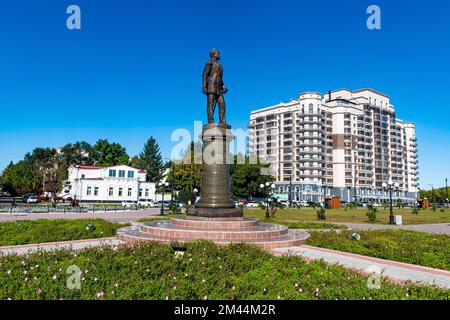 Monumento a Nikolay Muravyov-Amursky, argine del fiume Amur, Blagoveshchensk, Amur Oblast, Russia Foto Stock