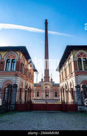 Vecchio mulino di cotone. Sito patrimonio dell'umanità dell'UNESCO 'città delle aziende'. Crespi dÂ´Adda, Italia Foto Stock