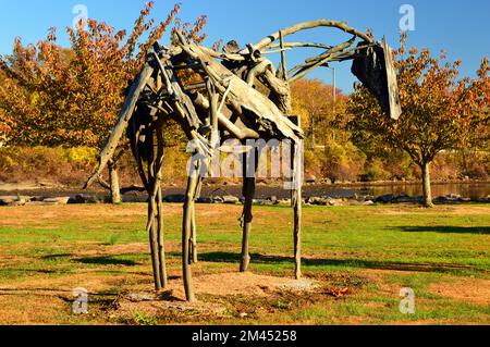 La scultura di Deborah Butterfield di San Valentino Orson si trova a Bruce Park, Greenwich, Connecticut Foto Stock