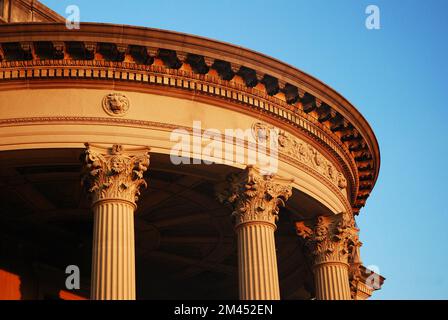 Dettagli del portico e delle colonne corinzie della Vanderbilt Mansion di Hyde Park, New York Foto Stock