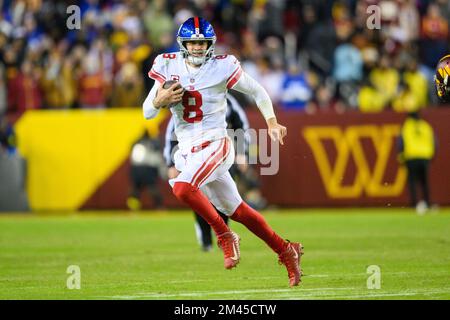 December 18 2022: Washington Commanders defensive tackle Daniel Wise (92)  prior to the NFL game between the New York Giants and the Washington  Commanders in Landover, MD. Reggie Hildred/CSM/Sipa USA(Credit Image: ©