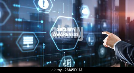 Pulsante di visualizzazione virtuale: Consapevolezza della sicurezza concetto di business, tecnologia, Internet e rete Foto Stock