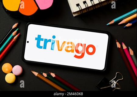 Polonia. 17th Dec, 2022. In questa immagine viene visualizzato un logo Trivago sullo smartphone. (Foto di Mateusz Slodkowski/SOPA Images/Sipa USA) Credit: Sipa USA/Alamy Live News Foto Stock