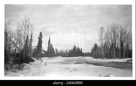 Alaska Highway. Didascalia originale: Foto No. 24/Fr. N. 2016. Stato: Alaska. Foto Stock