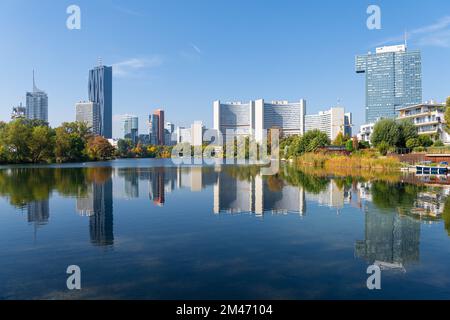 Kaiserwasser Park vicino alla città di Donau a Vienna (Austria) Foto Stock