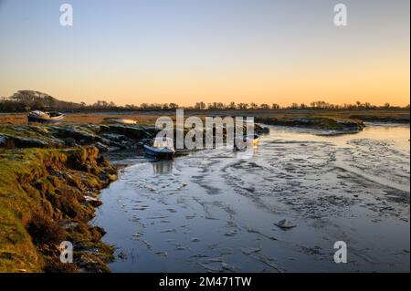 Il fiume congelato Conder a Conder Green vicino a Lancaster Foto Stock
