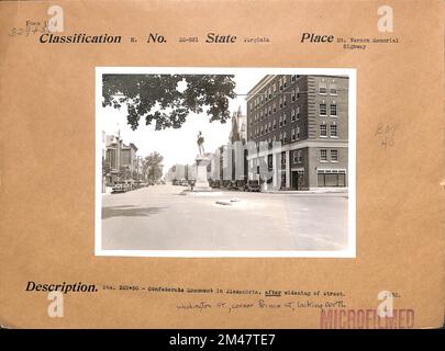 Monumento confederato ad Alessandria, dopo l'ampliamento della strada. Didascalia originale: Sta. 329-50 - Monumento confederato ad Alessandria, dopo l'ampliamento della strada. Washington St., angolo di Prince St., guardando verso nord. 1932. Stato: Virginia luogo: Mt. Vernon Memorial Highway. Foto Stock